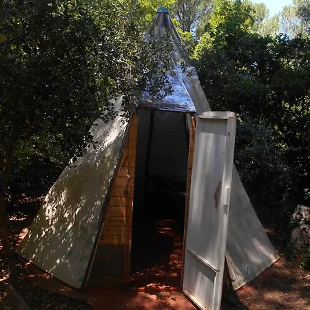 Tipi y Cabaña privada en Sierra de Córdoba Campo de lujo
